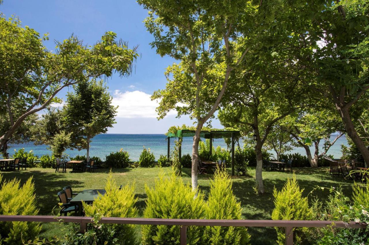 Troas Beach Hotel Tavakli Bagian luar foto