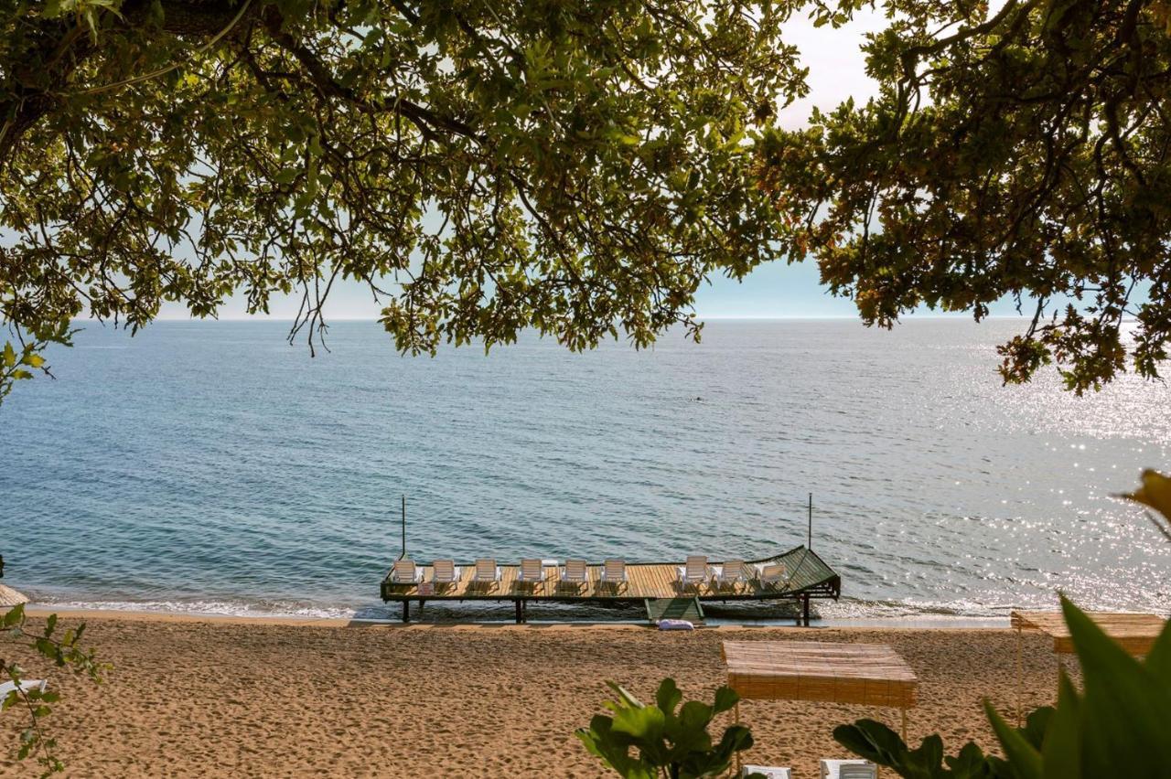 Troas Beach Hotel Tavakli Bagian luar foto