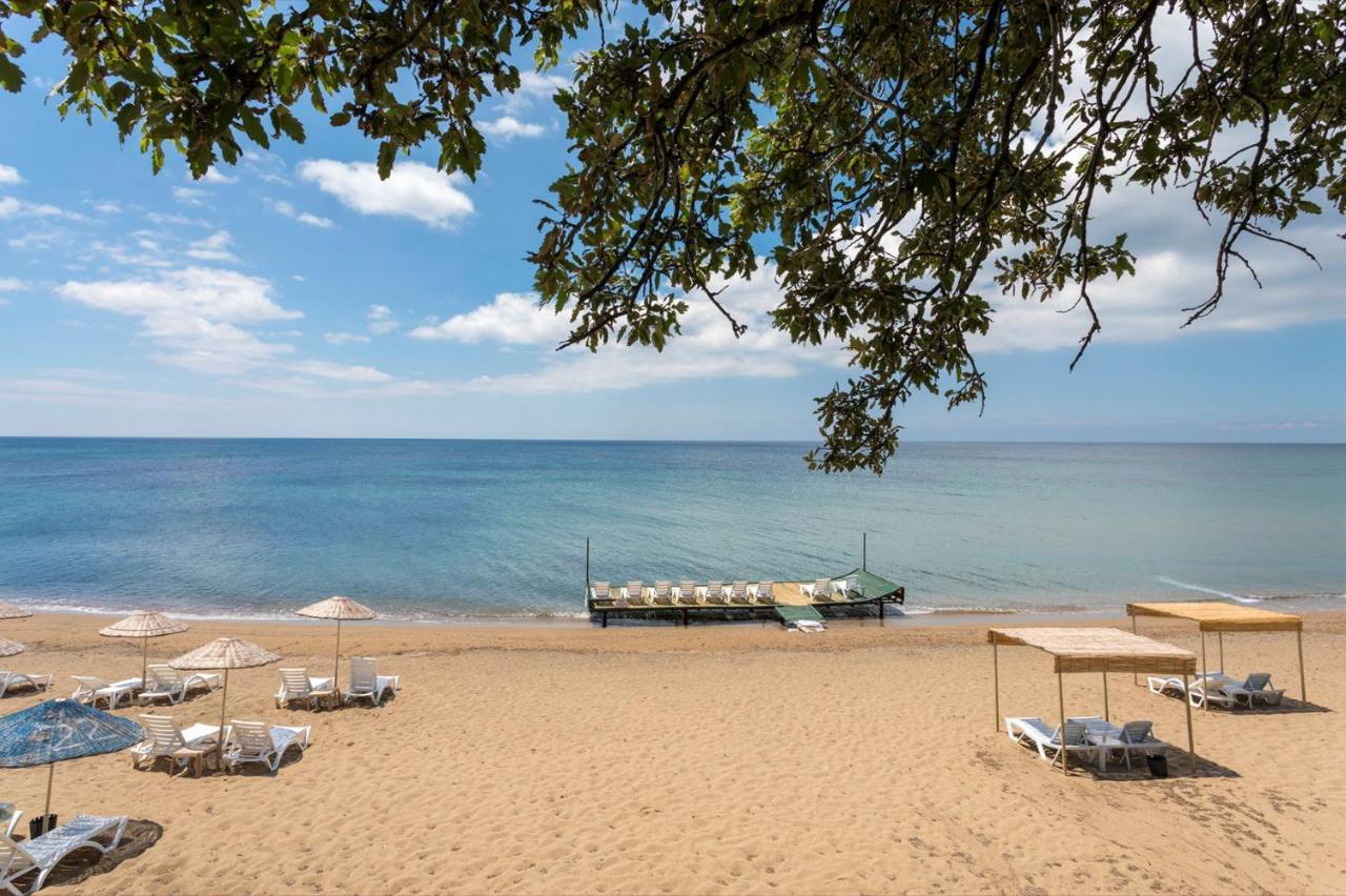Troas Beach Hotel Tavakli Bagian luar foto