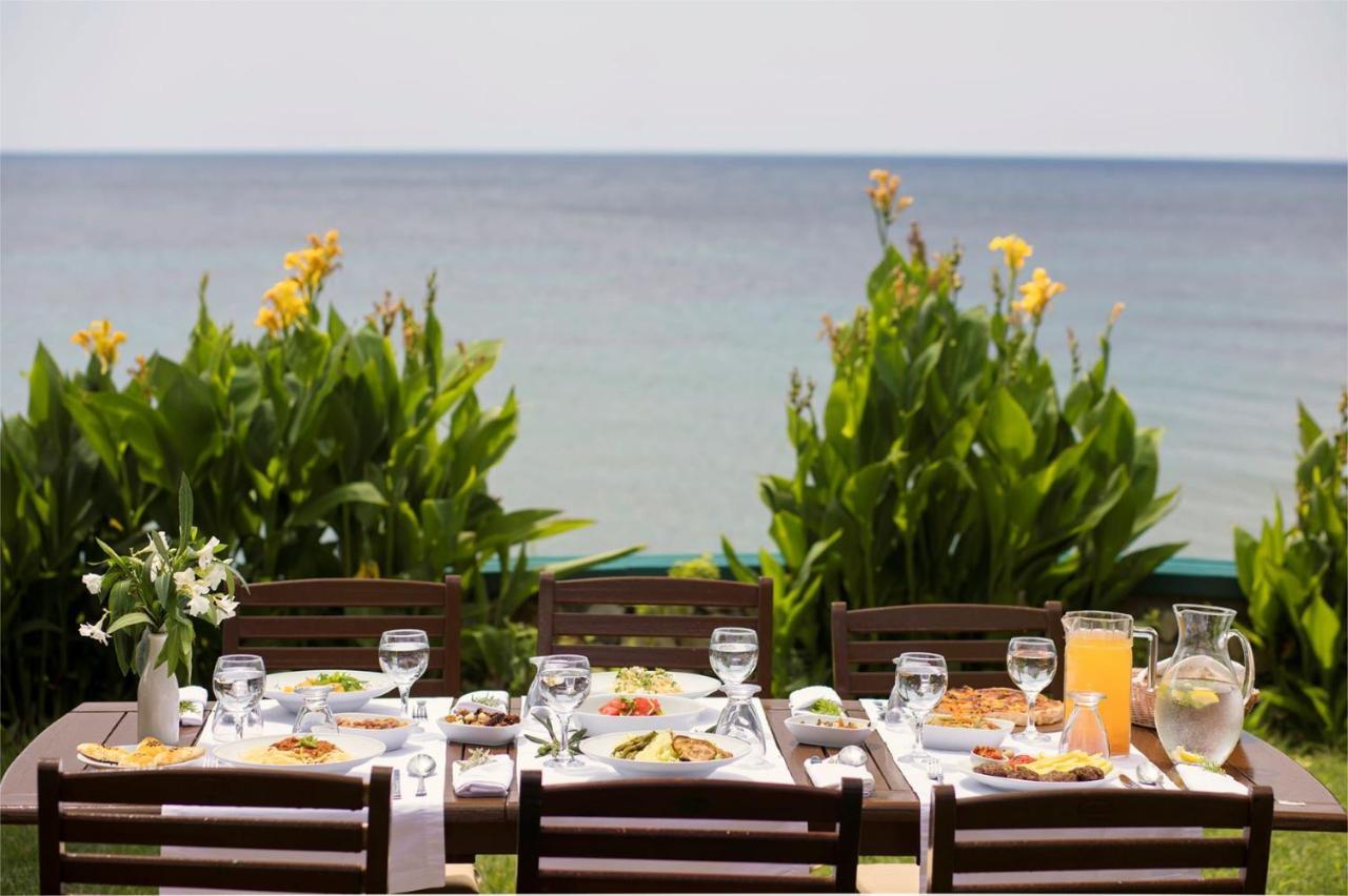 Troas Beach Hotel Tavakli Bagian luar foto